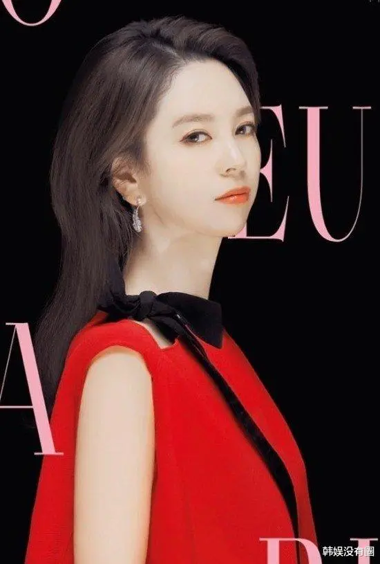 撞脸懵智 2ne1朴春晒 亲姐 照片 优雅美貌吸睛 哔哩哔哩