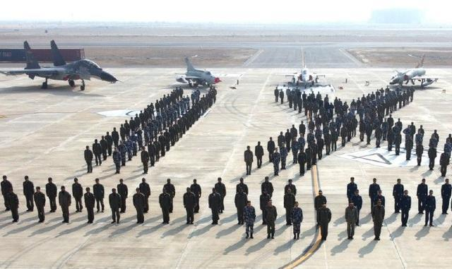 图为中巴联合空军演习