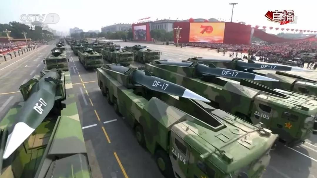 国庆阅兵!人民军队热血武器装备大起底! - 哔哩哔哩