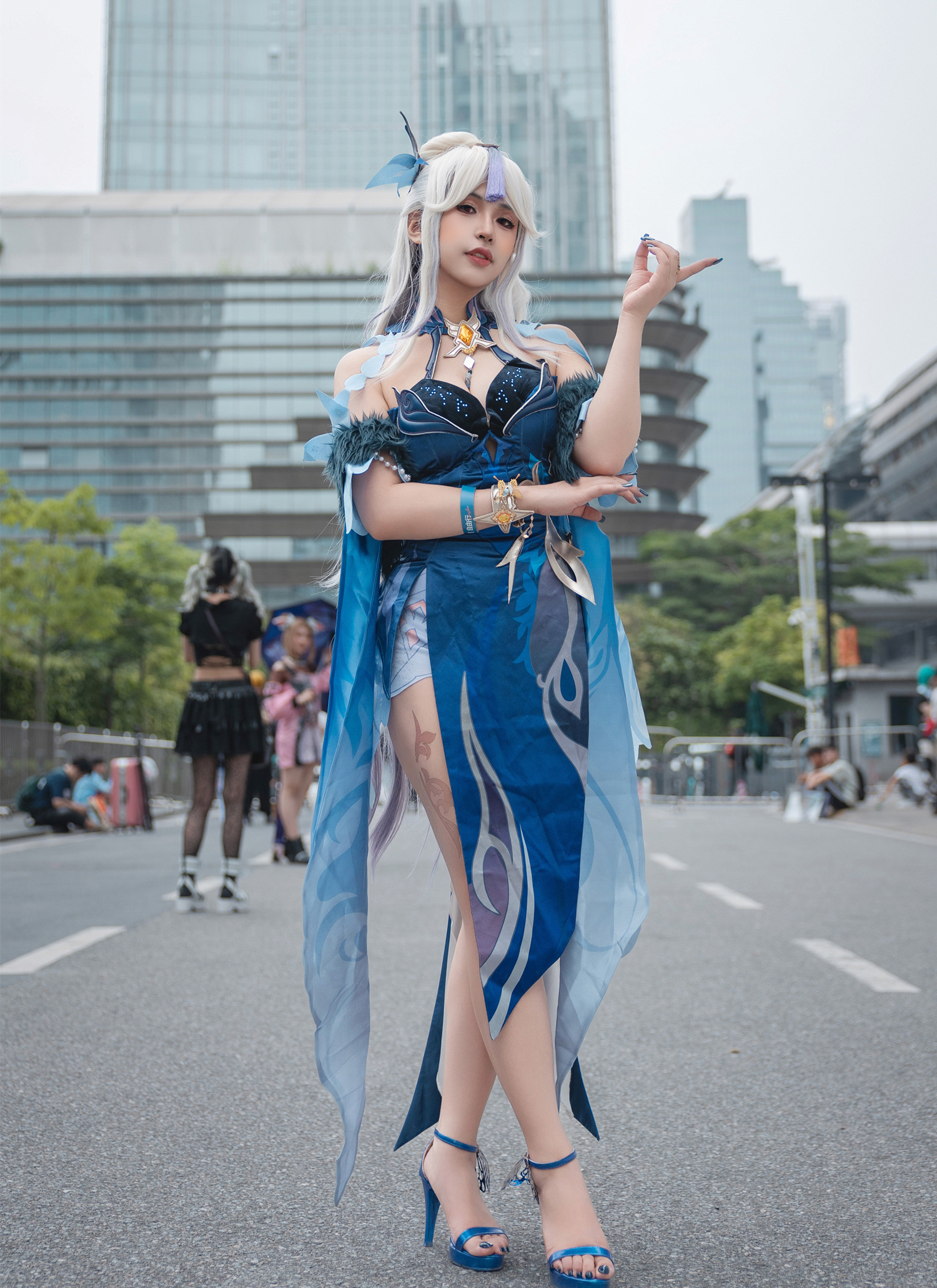 懵懵懵白日梦原神凝光cosplay1