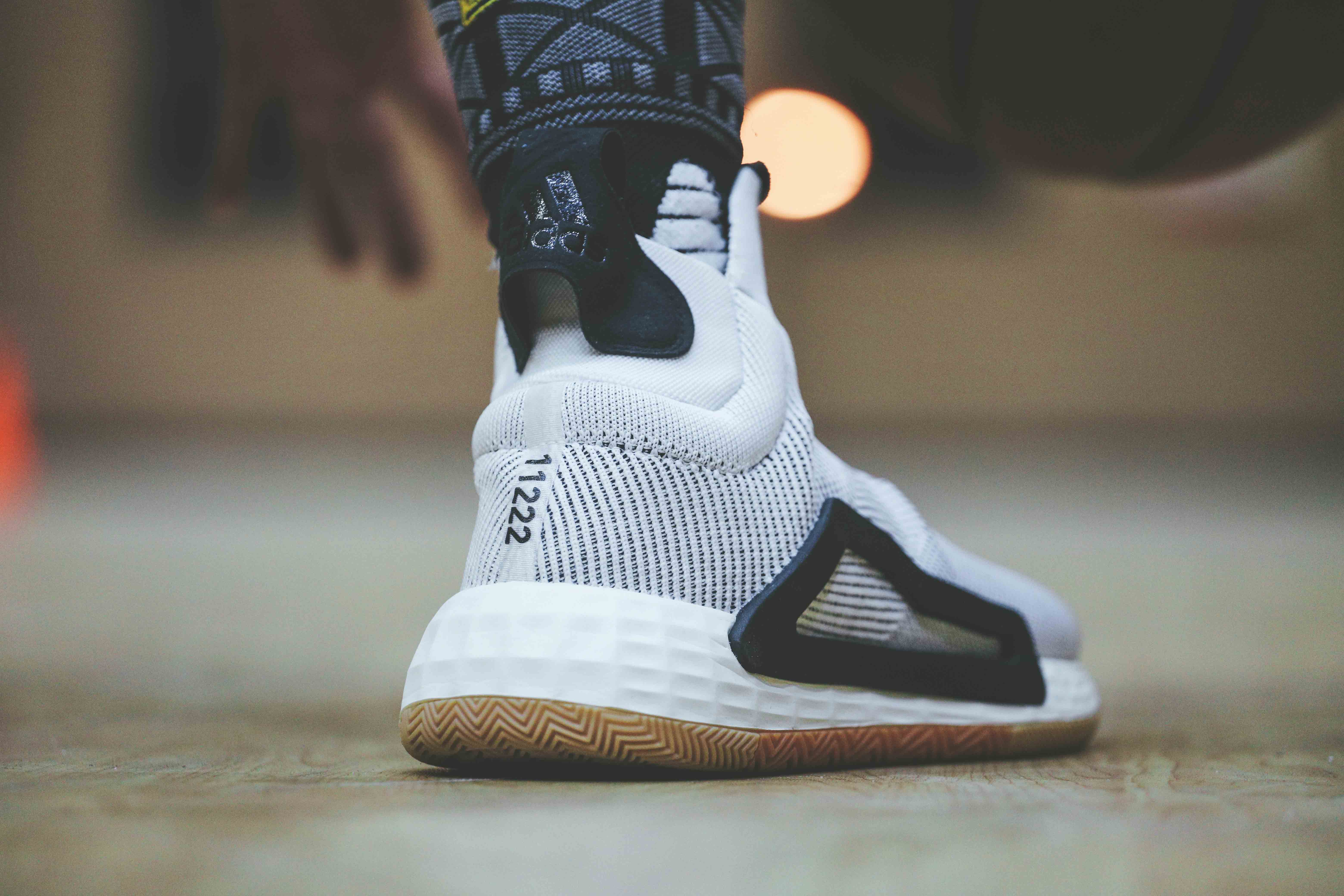 adidas n3xt l3v3l美队配色实战长测——买两双或