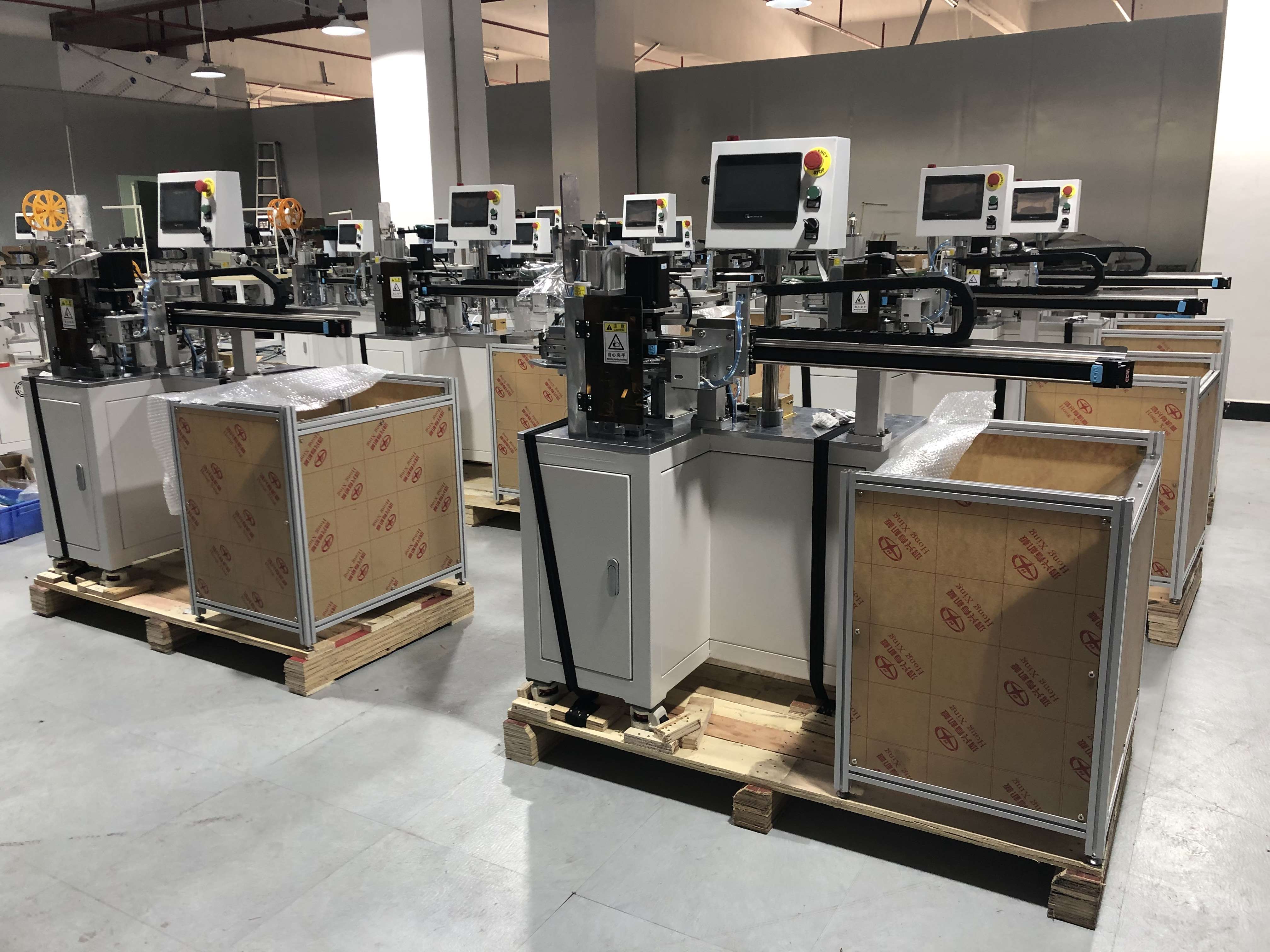 采取相应的措施,才能有效地减缓磨损,延长拉链机器的使用寿命