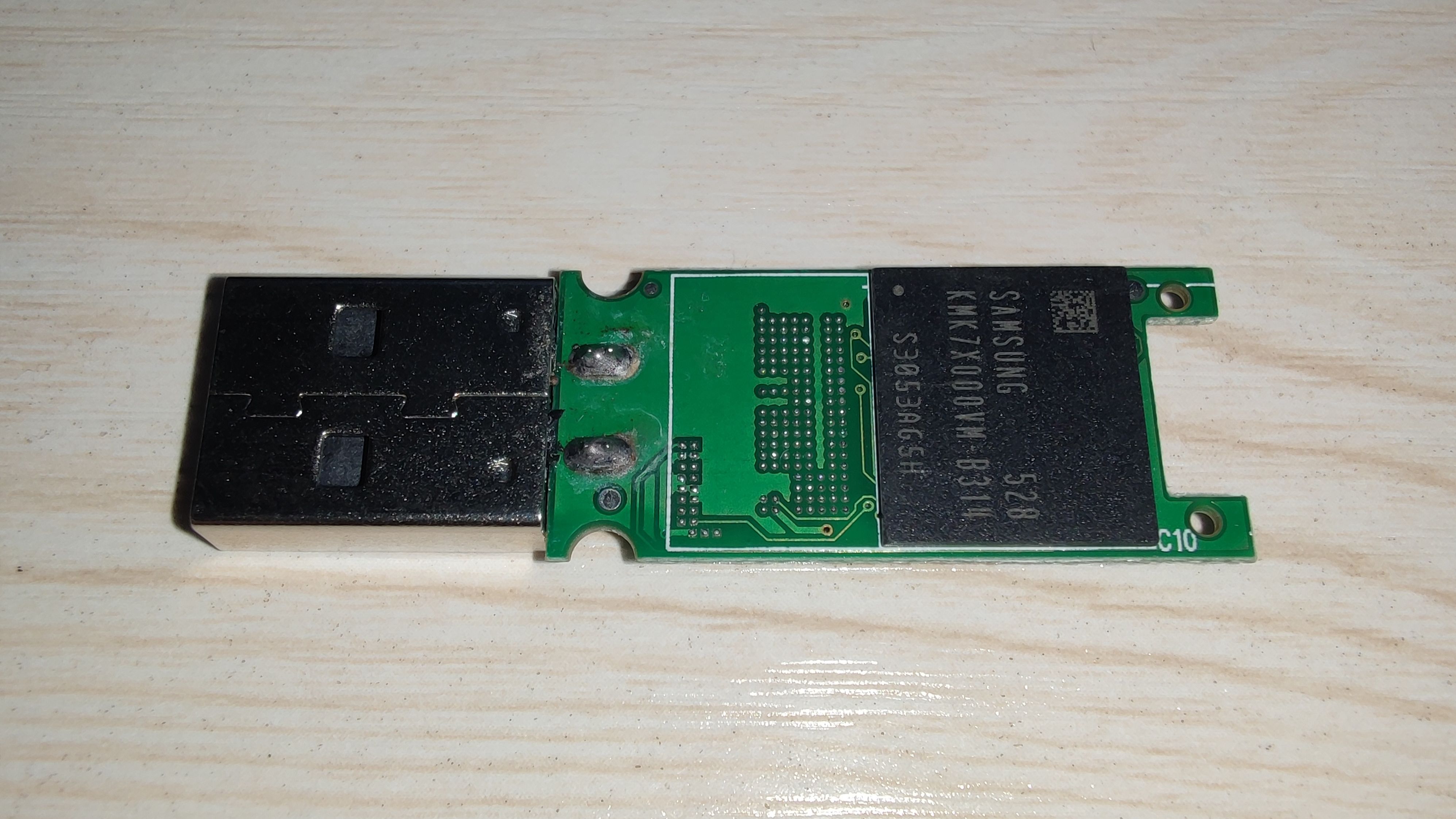 DIY方案U盘【安国AU6989SN-GTC+三星19nmTLC(eMMC5.0) 8GB】评测数据 - 哔哩哔哩