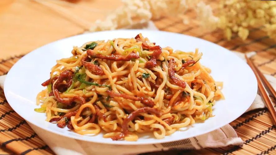 榨菜肉丝炒面 - 哔哩哔哩