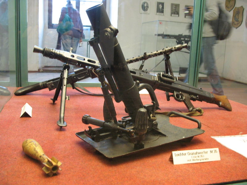 英雄连2 德国legrw36型迫击炮支援