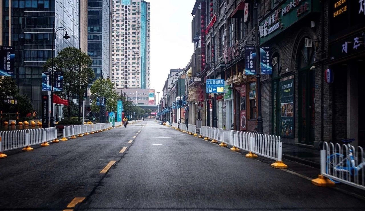 封城后的武汉街道图片图片