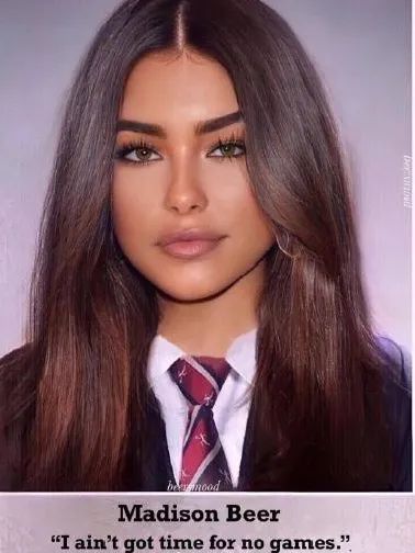 美式证件照风流行,啤酒妹成为了美式证件照的先锋人物,帅气逼人 - 哔