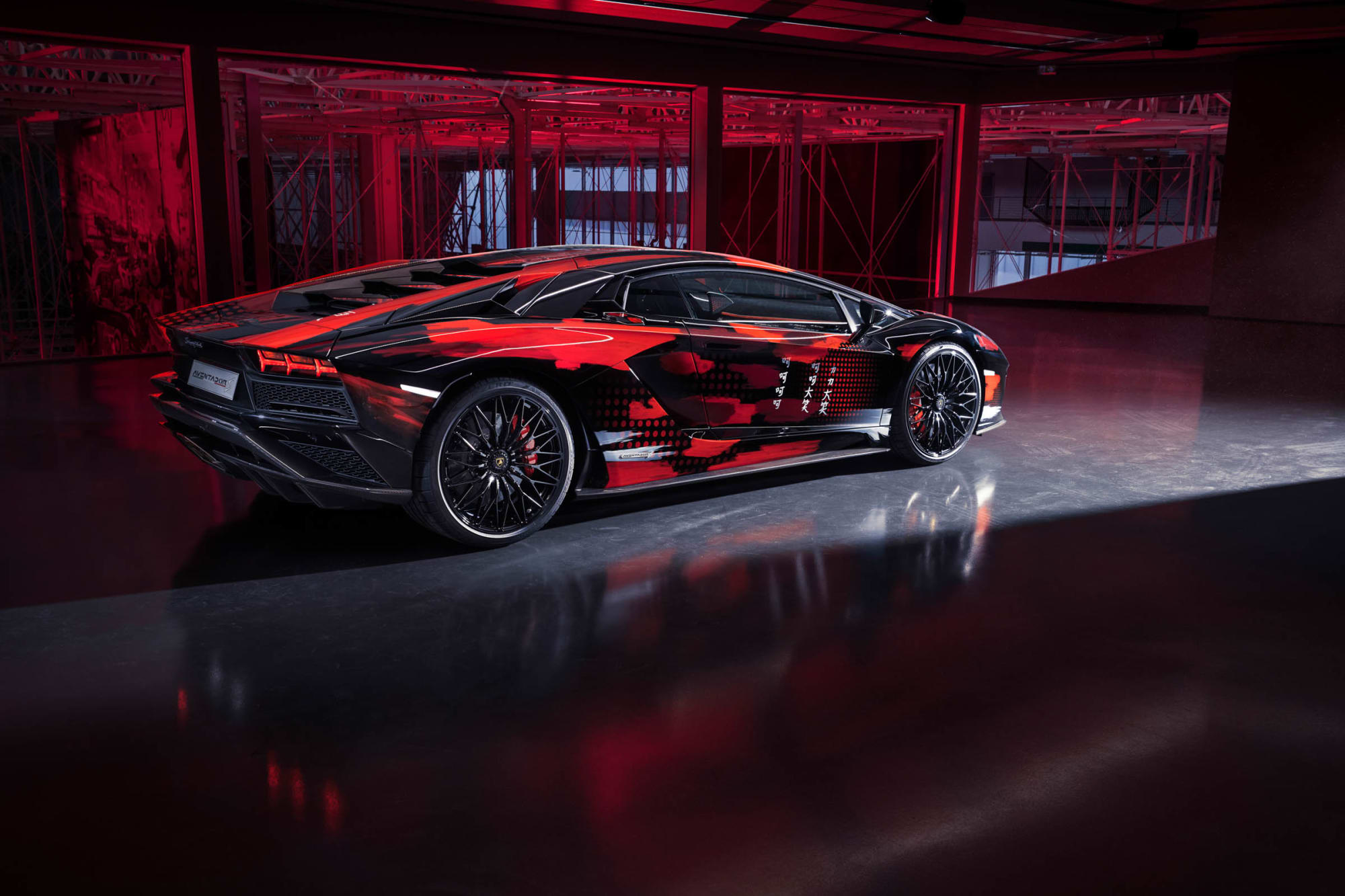 兰博基尼aventador s,车身颜色都要酷炫无比