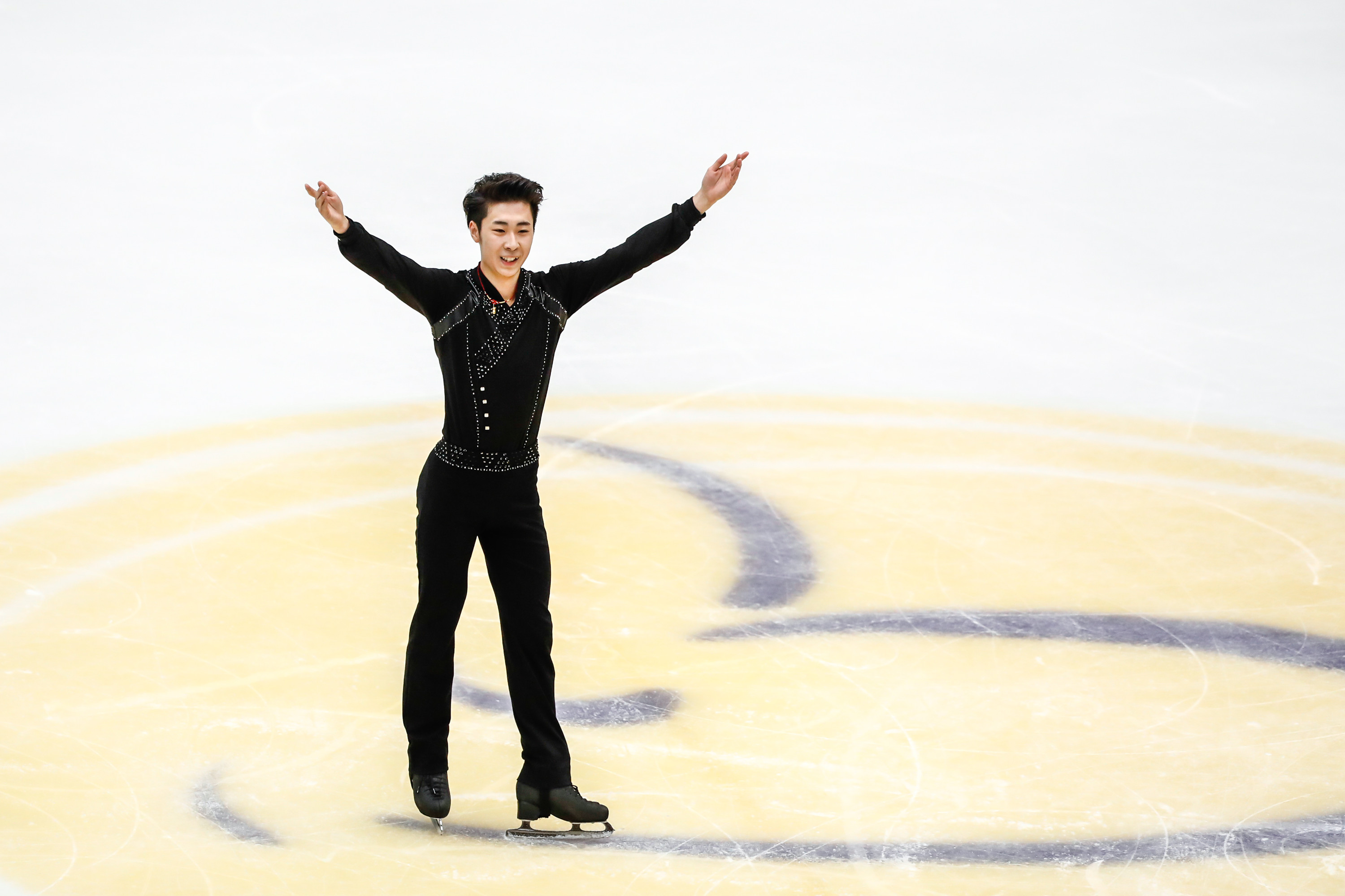 表演滑之裁判不在场系列看完表演滑谁敢再说哈牛皮