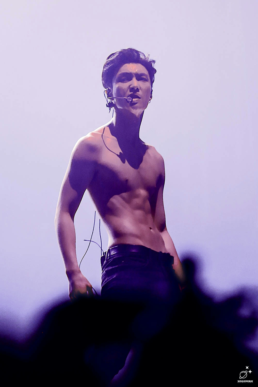 【深夜福利 大饱眼福】看到封面，你确定不点进来看看?
请自备红枣和纸巾，谢谢合作