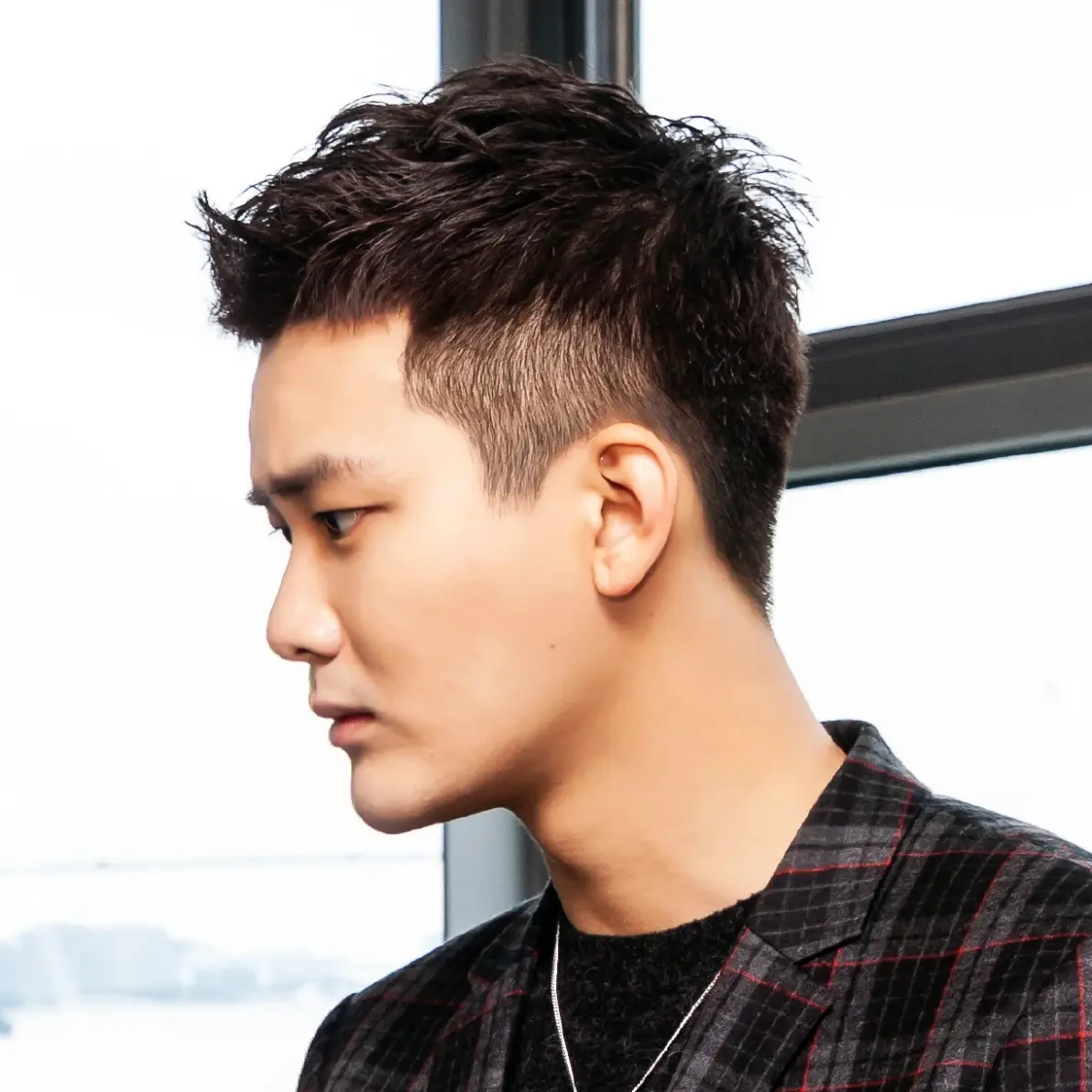 那些男明星的发型侧颜杀