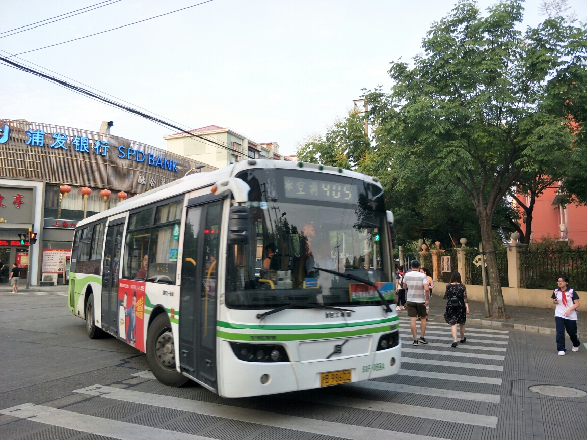 大众T2复古巴士现身上海街头_搜狐汽车_搜狐网
