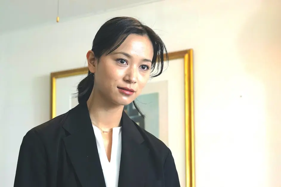 掛橋沙耶香 乃木坂46 高橋ユウ 加藤小夏將主演ひかりtv原創日劇 取り立て屋ハ 哔哩哔哩