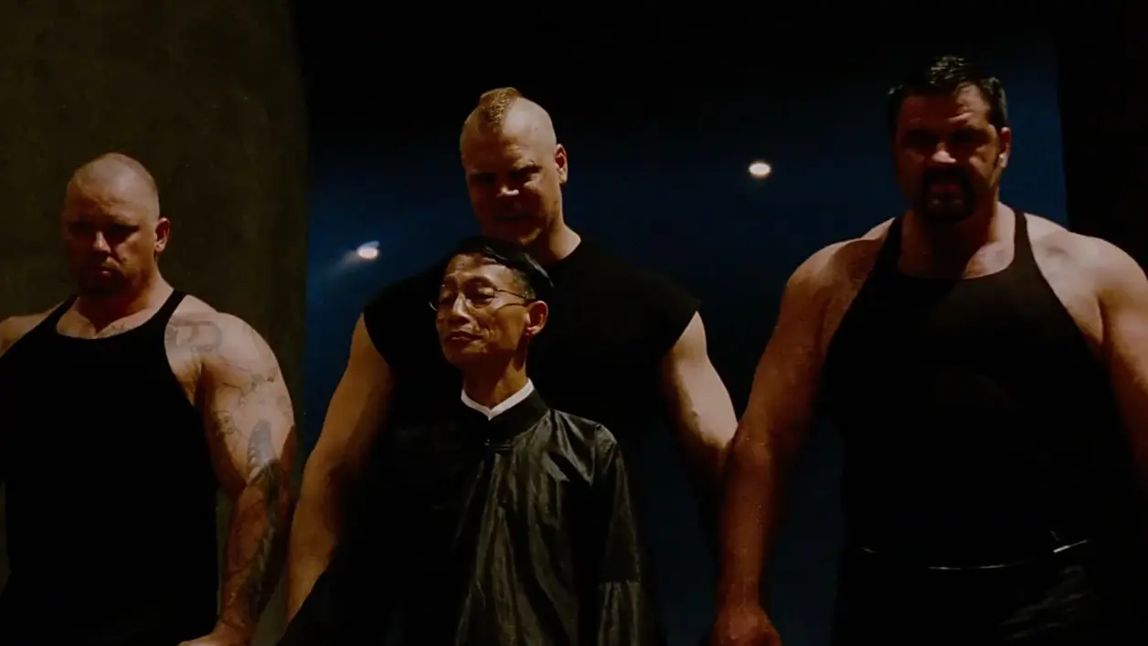 简单介绍主角最后打的超级壮汉