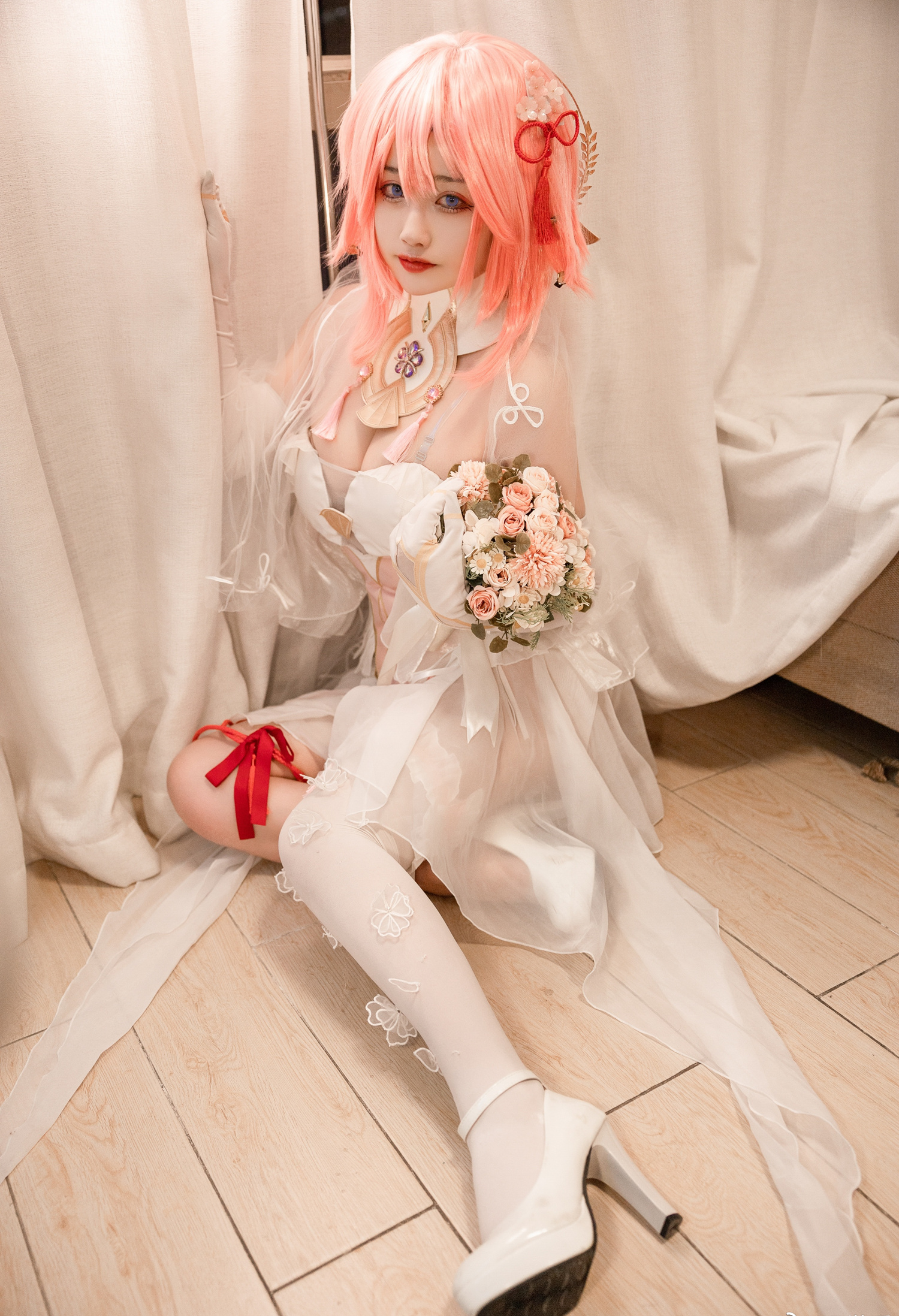 理世爱原神八重神子同人婚纱cosplay5