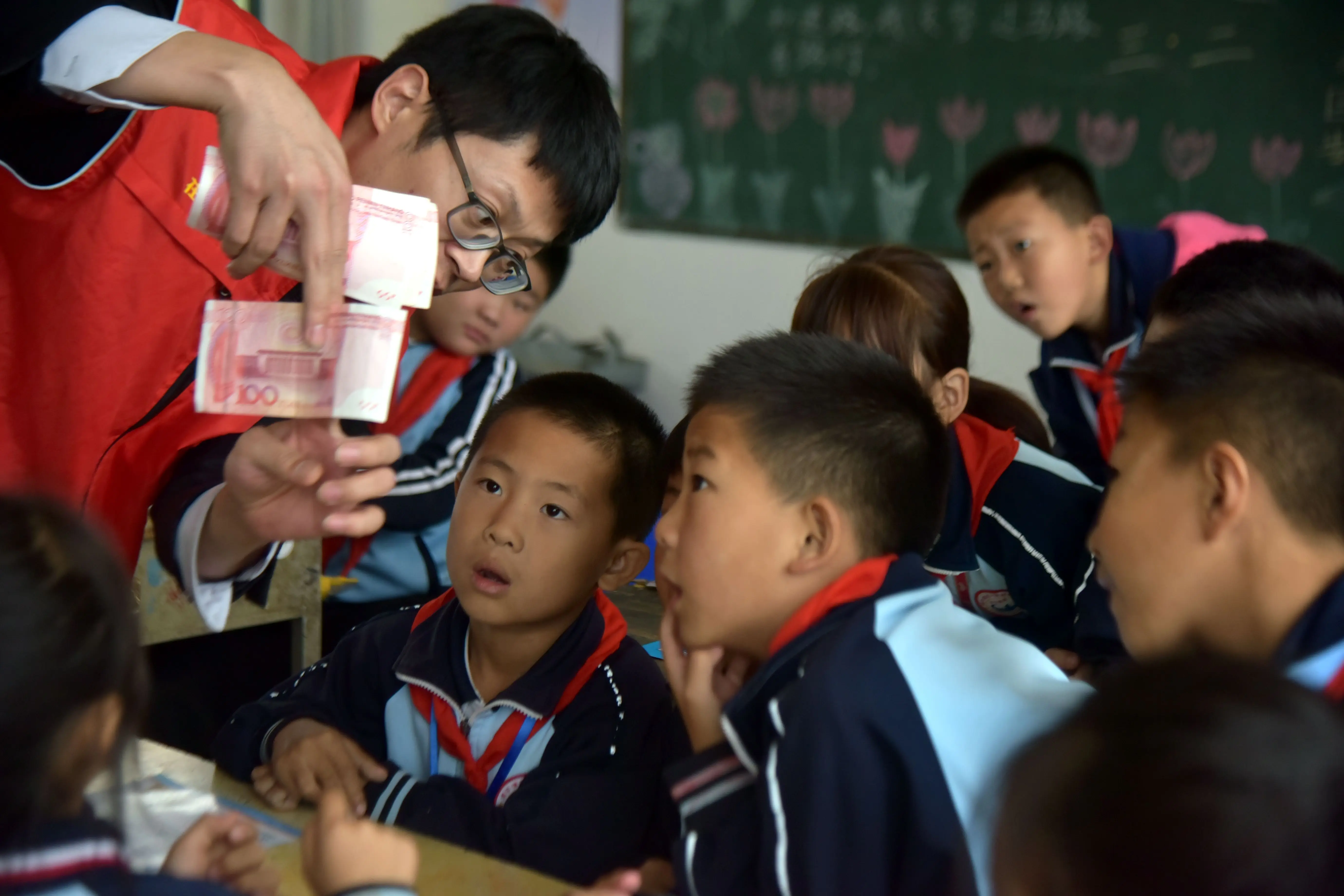 茌平贾寨中学老师照片图片