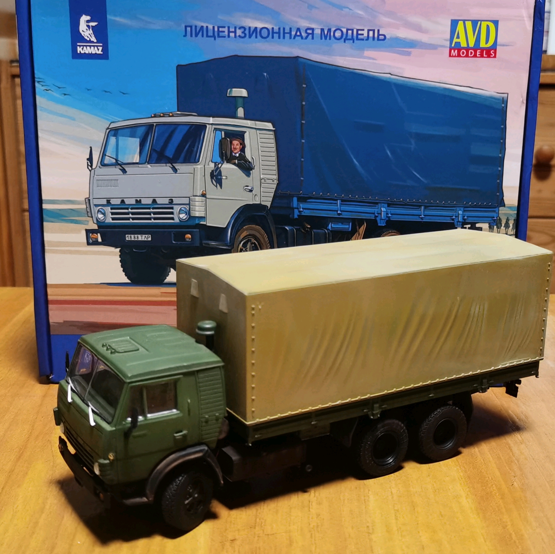 Miniature URSS KamAZ N°53212 – Échelle 1/43 – Occasion En Boîte