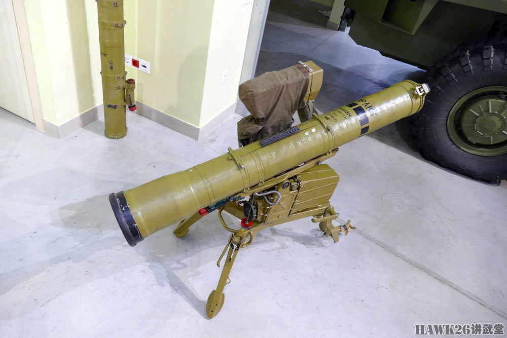 细看9k111巴松管便携式反坦克导弹发射器苏军的主力装备