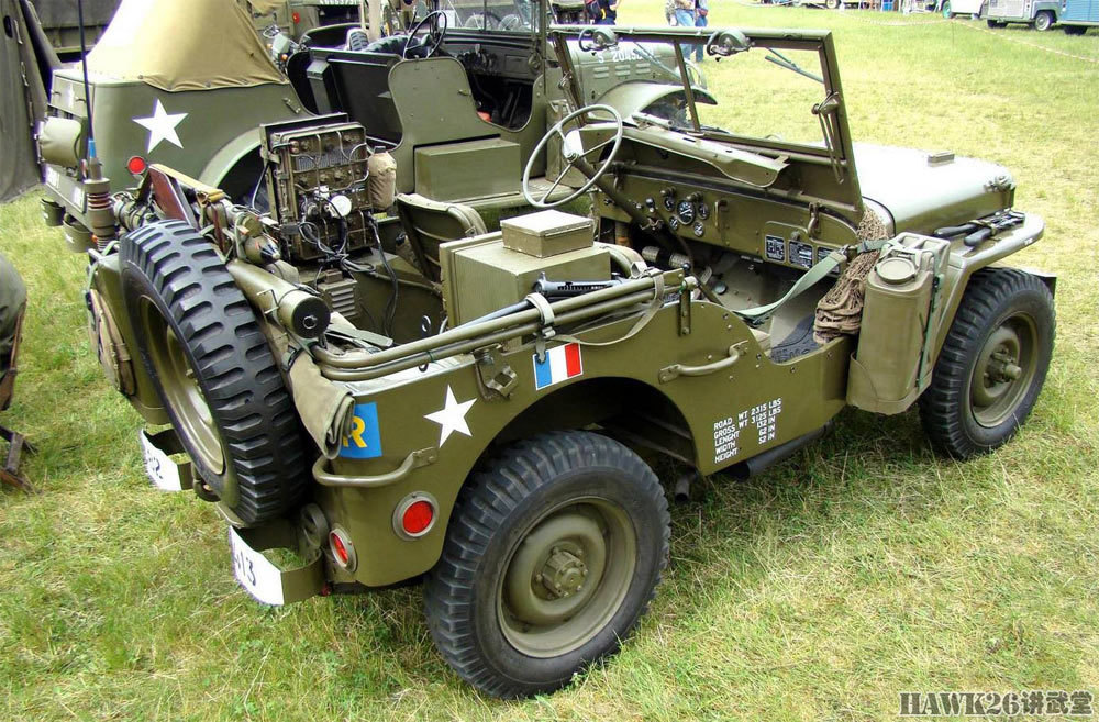 通过租借法案来到苏联的吉普车多种不同型号深受苏军欢迎