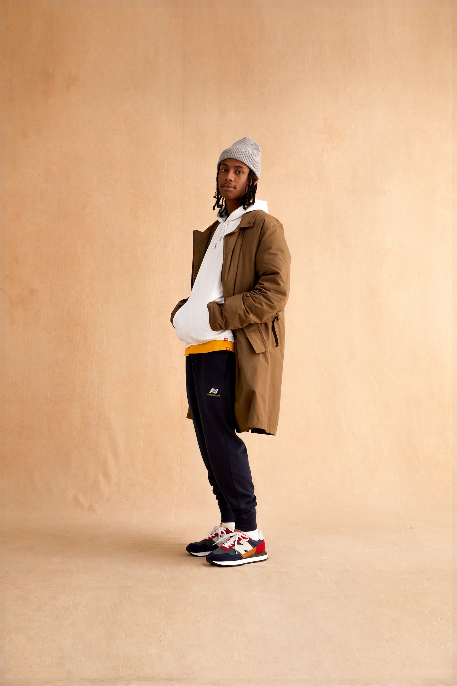 户外穿搭利器,new balance发布全新237复古跑鞋