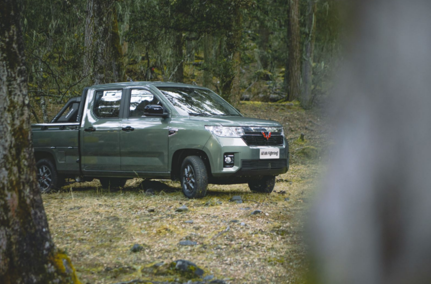 五菱青春型皮卡五菱征途将上市货箱三面开配黄金15l