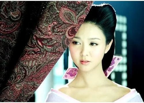 图片[28]-5位TVB“女警”，薛凯琪被封做“长颈鹿”，岑丽香小背心身材突出-妖次元