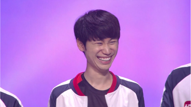 25岁doinb老骥伏枥,基地的猫都睡了,他还在排位