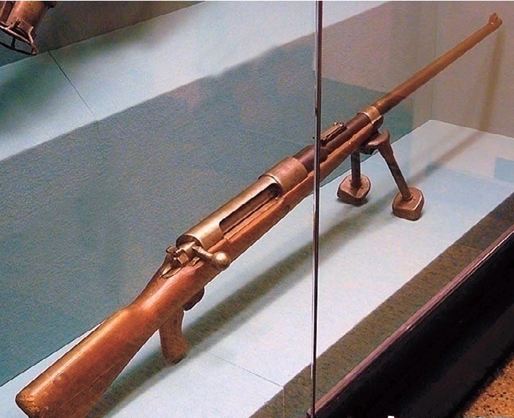 武器科普和杂谈第一期大象枪一战坦克猎人m1918反器材步枪