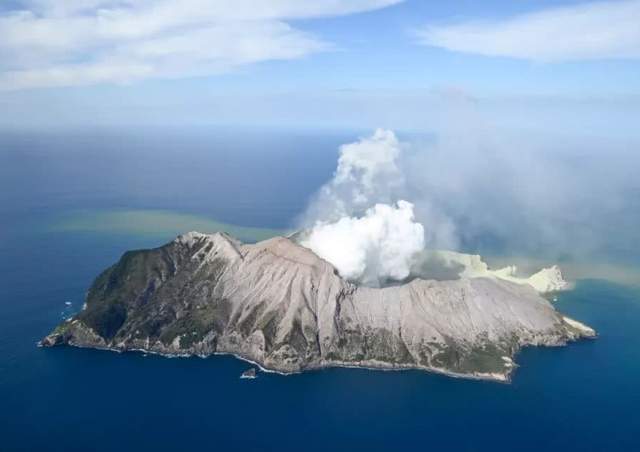 东南太平洋的马萨蒂埃拉岛,一座因为一部小说而改名字的岛屿