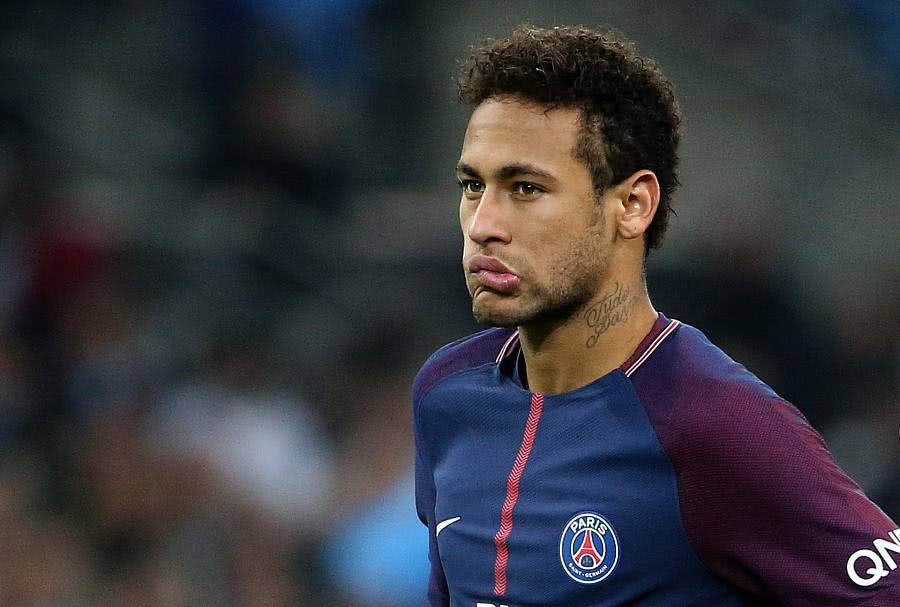 热刺和切尔西有意签下北京国安中卫金玟哉 1月15日足坛转会传闻