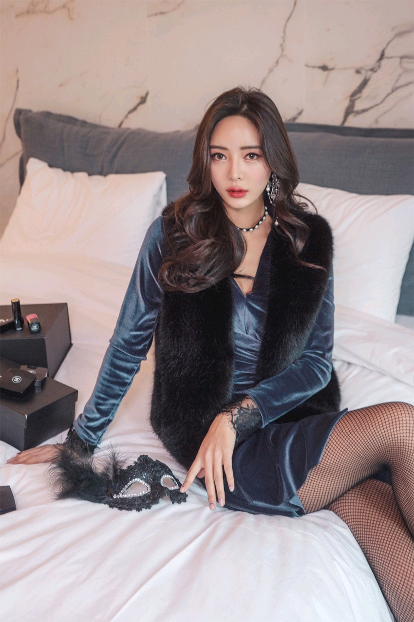 长腿穿黑丝,没毛病!