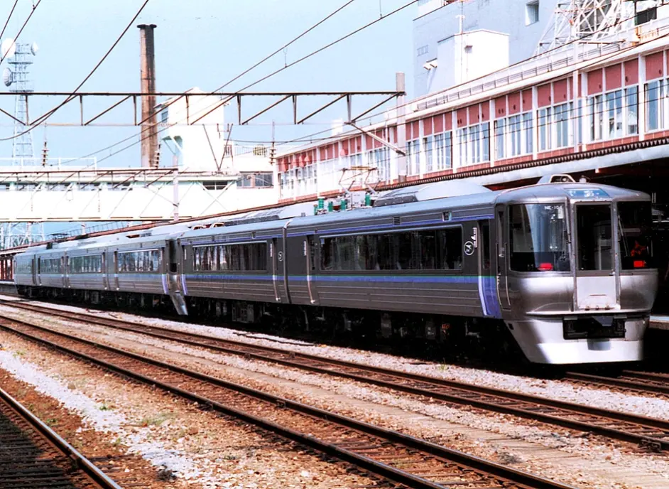 北海道铁路 车辆篇 7 785系电车 哔哩哔哩