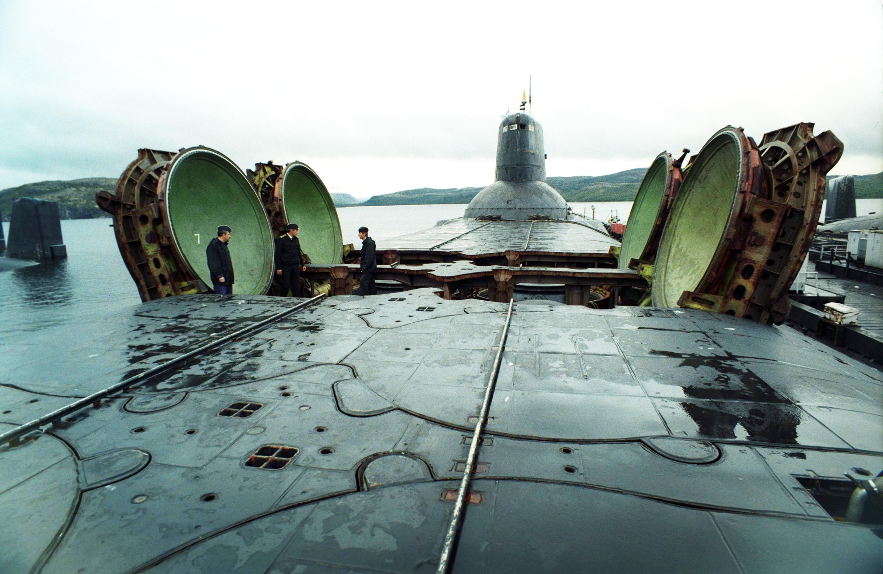 台风级核潜艇照片图片