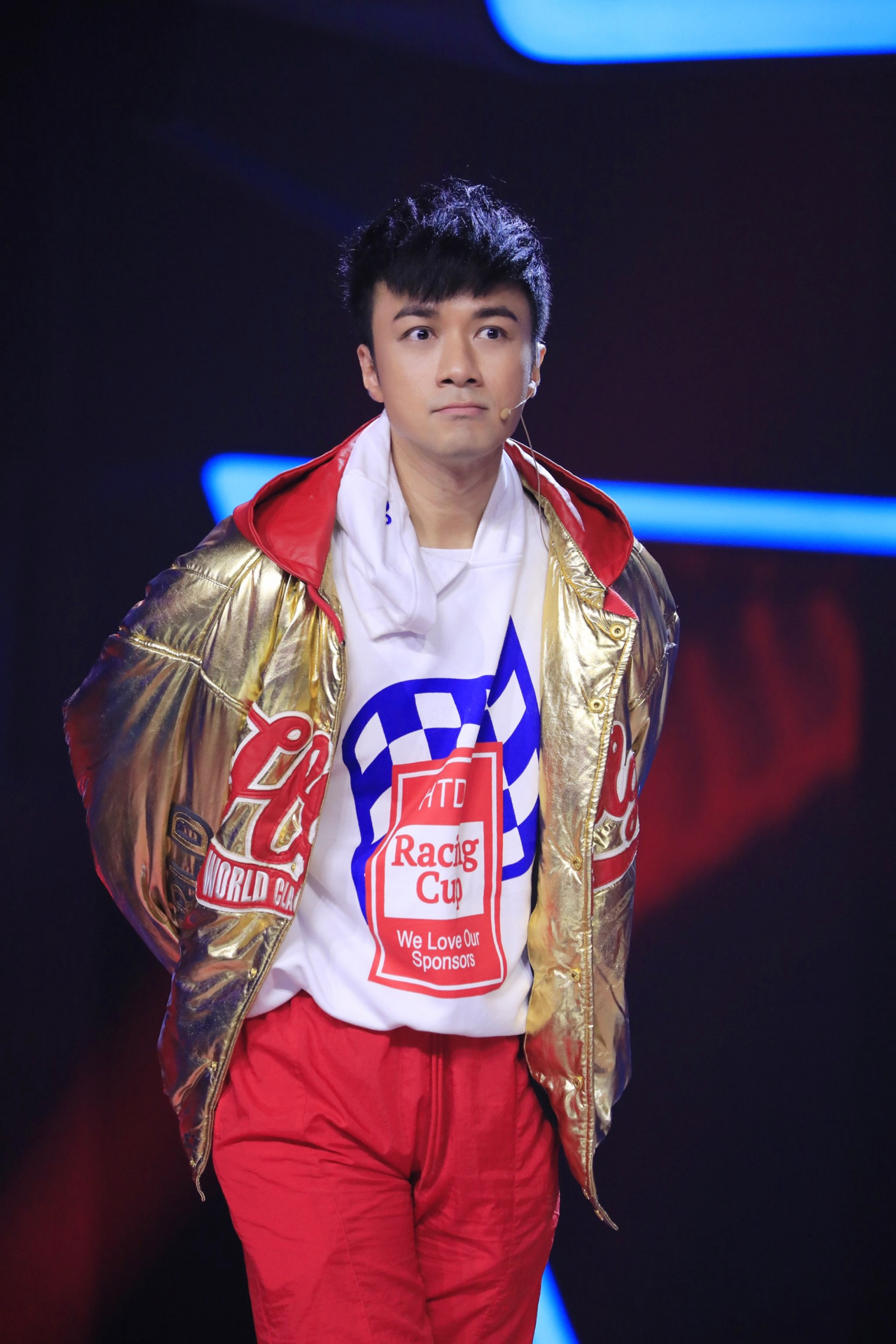 古巨基《蒙面唱将》第三季迎来收官夜 歌曲接龙又唱又跳搞怪不断