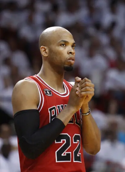 吉布森和锡伯杜一样充满纪律性,这可以很好地帮助尼克斯的年轻球员