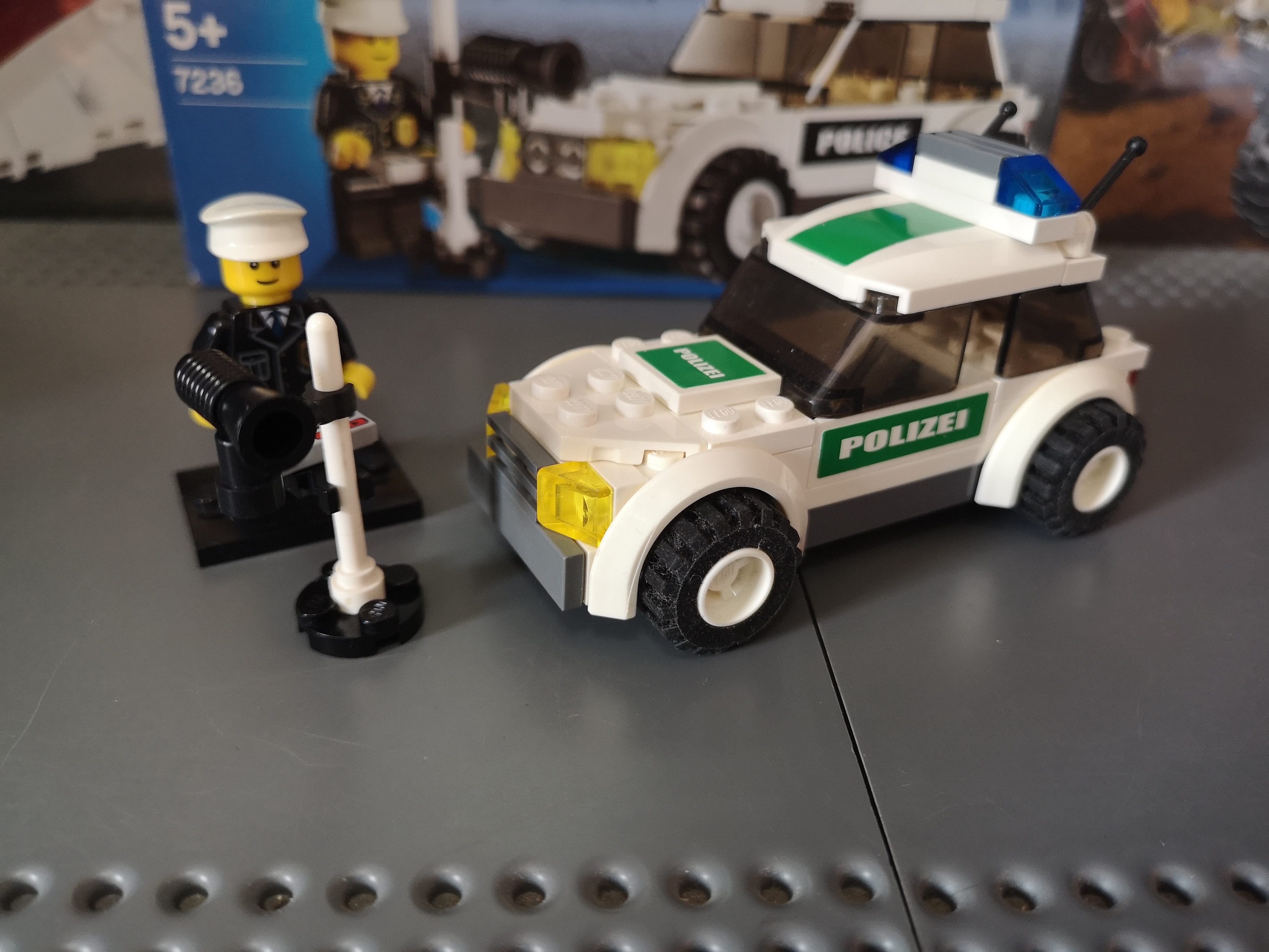 乐高 (LEGO) 城市 警用直升机与警车 60138 : 亚马逊中国: 玩具