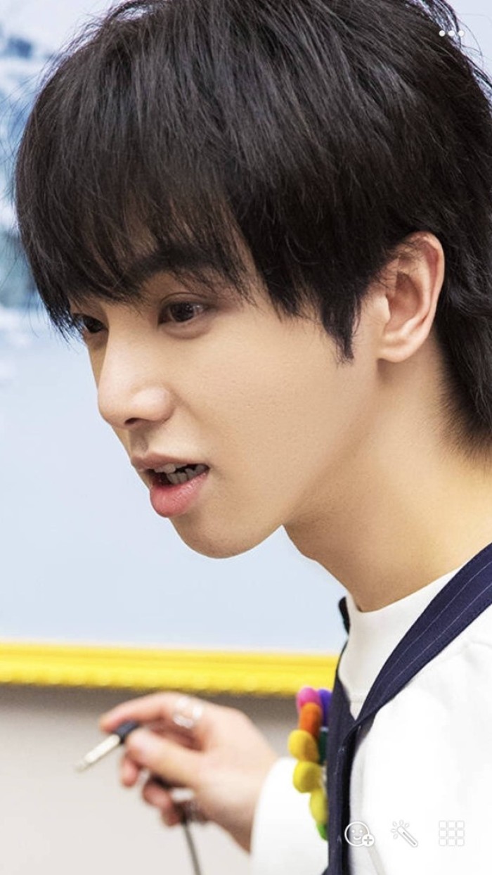 教你华晨宇唱高音是怎么发声的。并不是喊出来