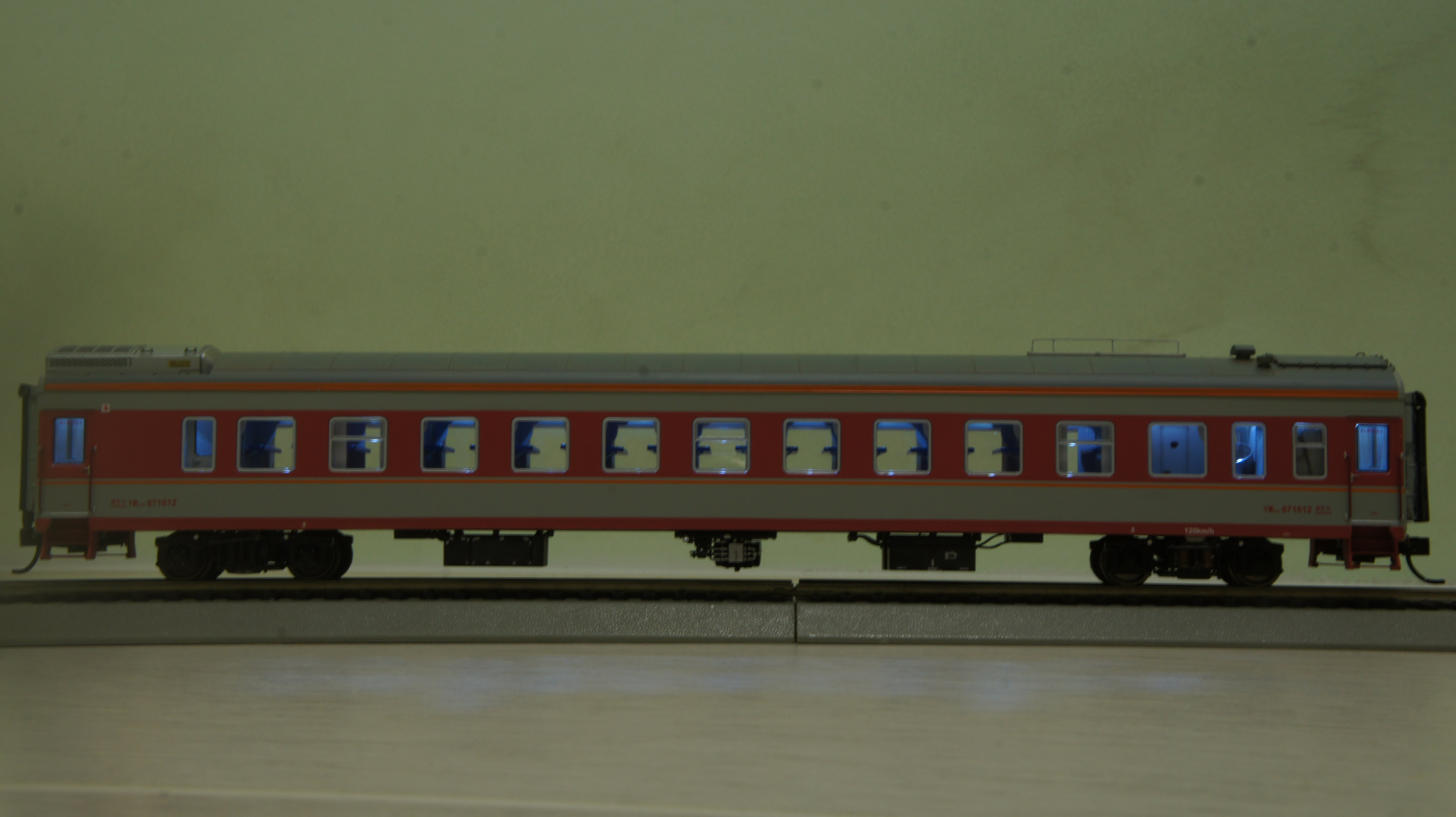 模型n27出品yw25g硬卧广播车车厢评测p2