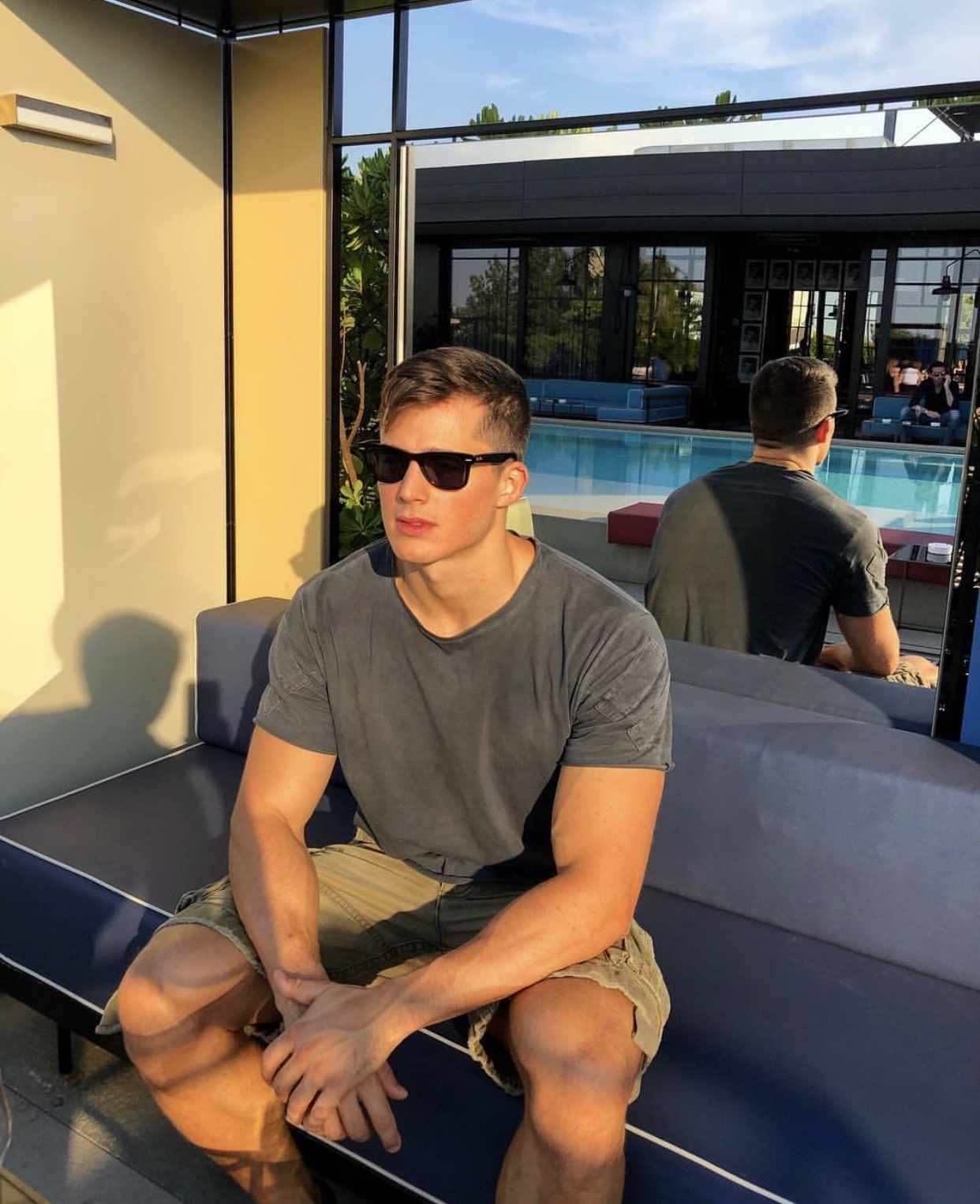 最帅数学老师|火遍伦敦大学的男模老师——pietro boselli