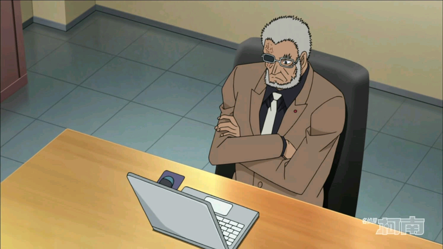 柯南:工藤登上热搜,引来二位大佬,一位美女关注,同时表明谁是真的朗姆