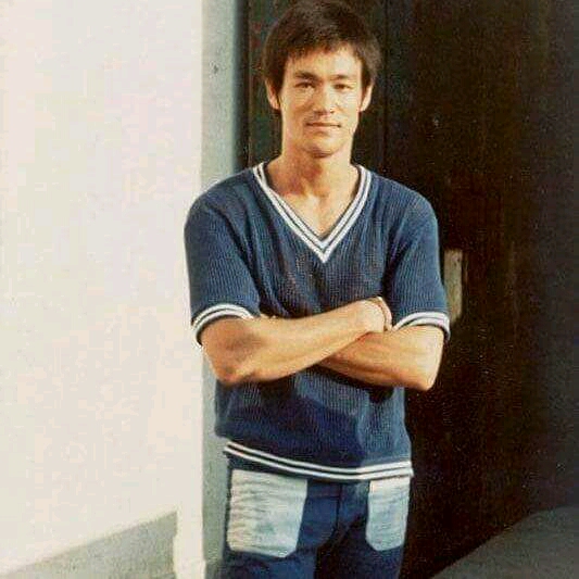 今天是李小龙先生诞辰80周年,祝我偶像李小龙生日快乐