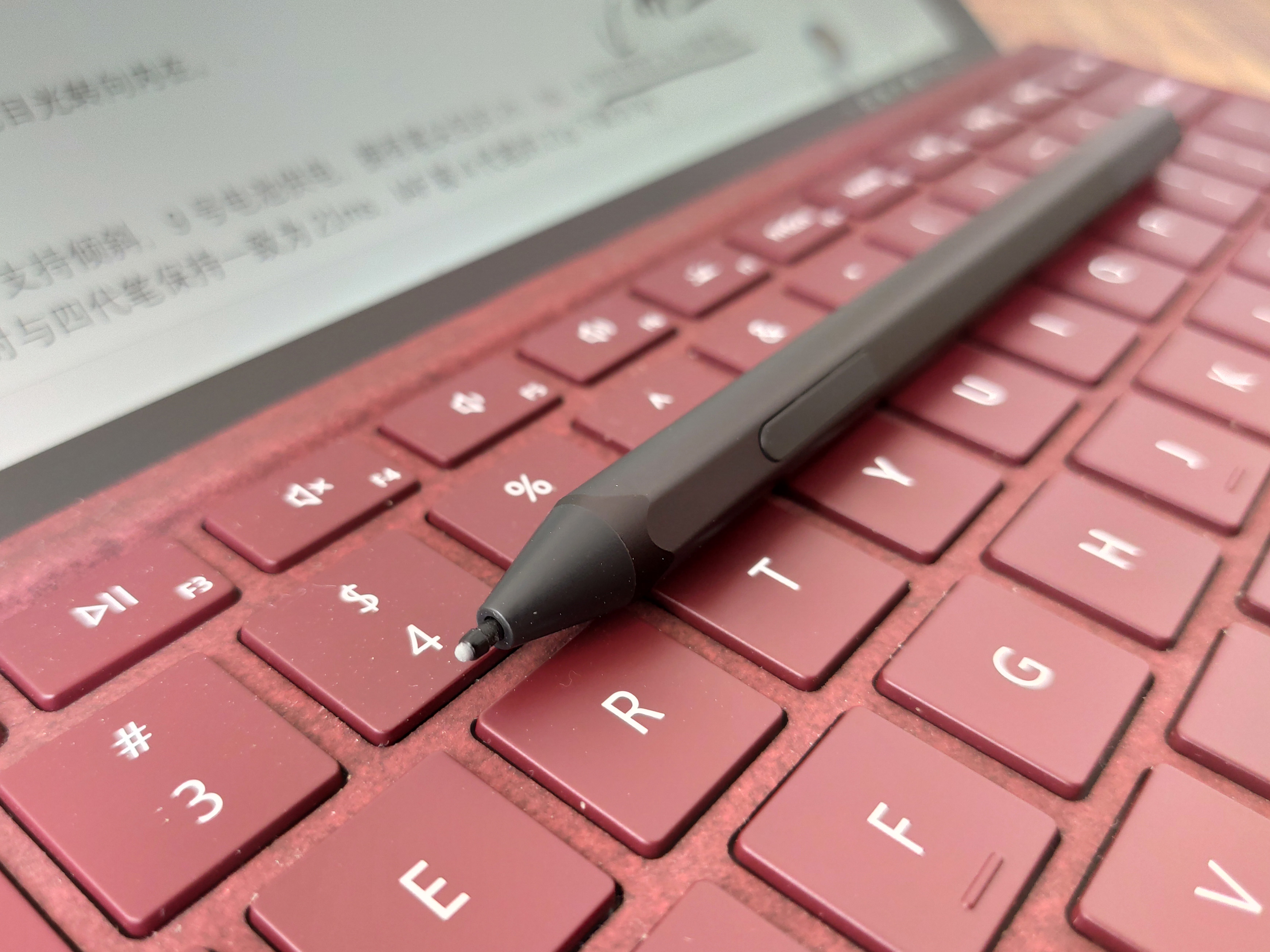 三周体验surface第五代触控笔,精致,昂贵