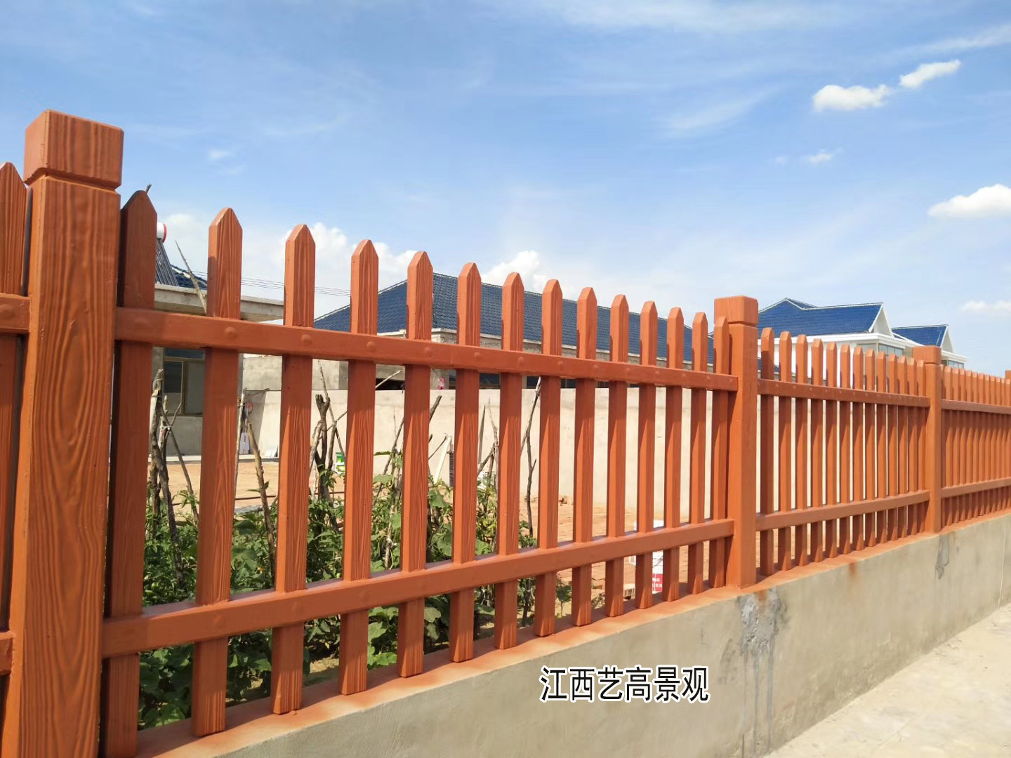 庭院木栏杆