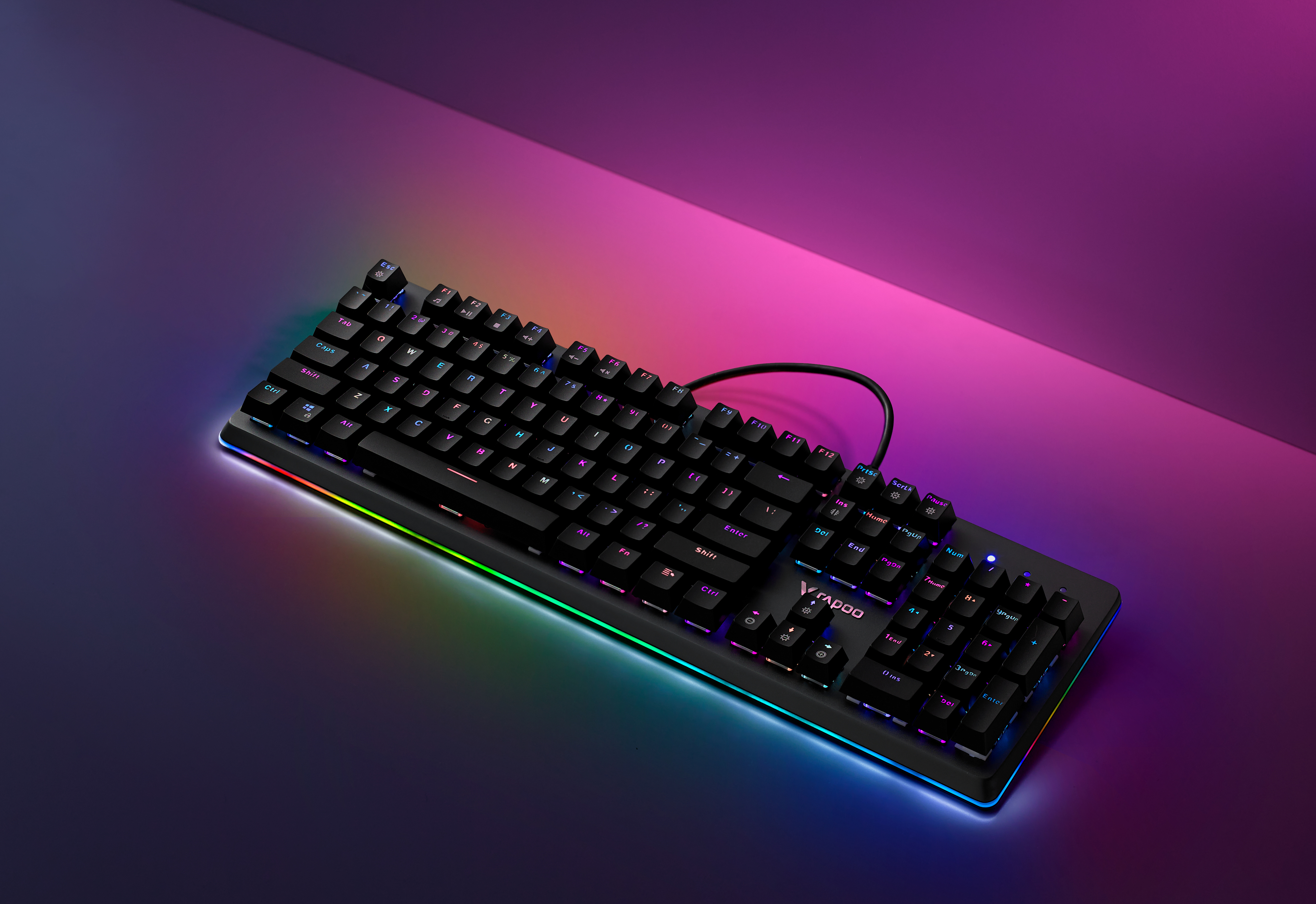 雷柏首款双幻彩背光防水游戏机械键盘v800rgb,尖货发售