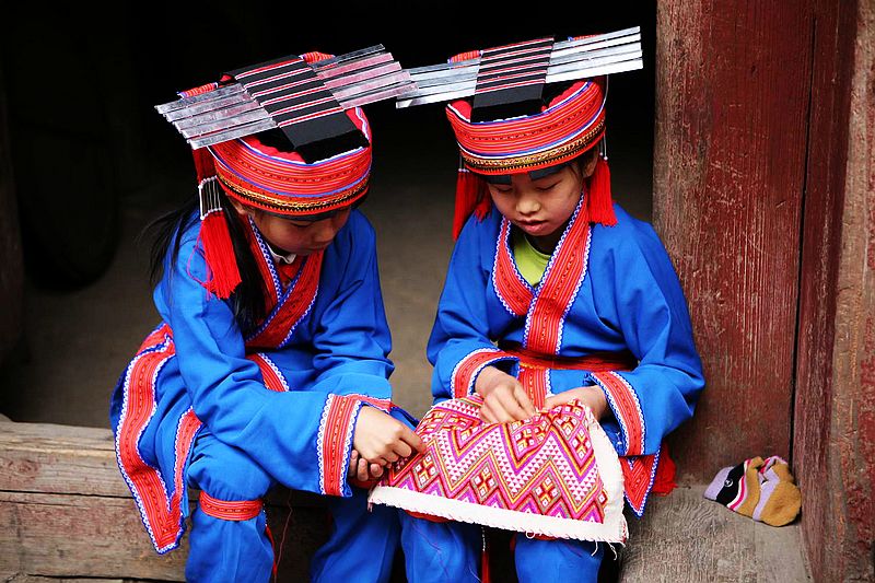 瑶族的服饰文化竟然如此绚丽多姿!