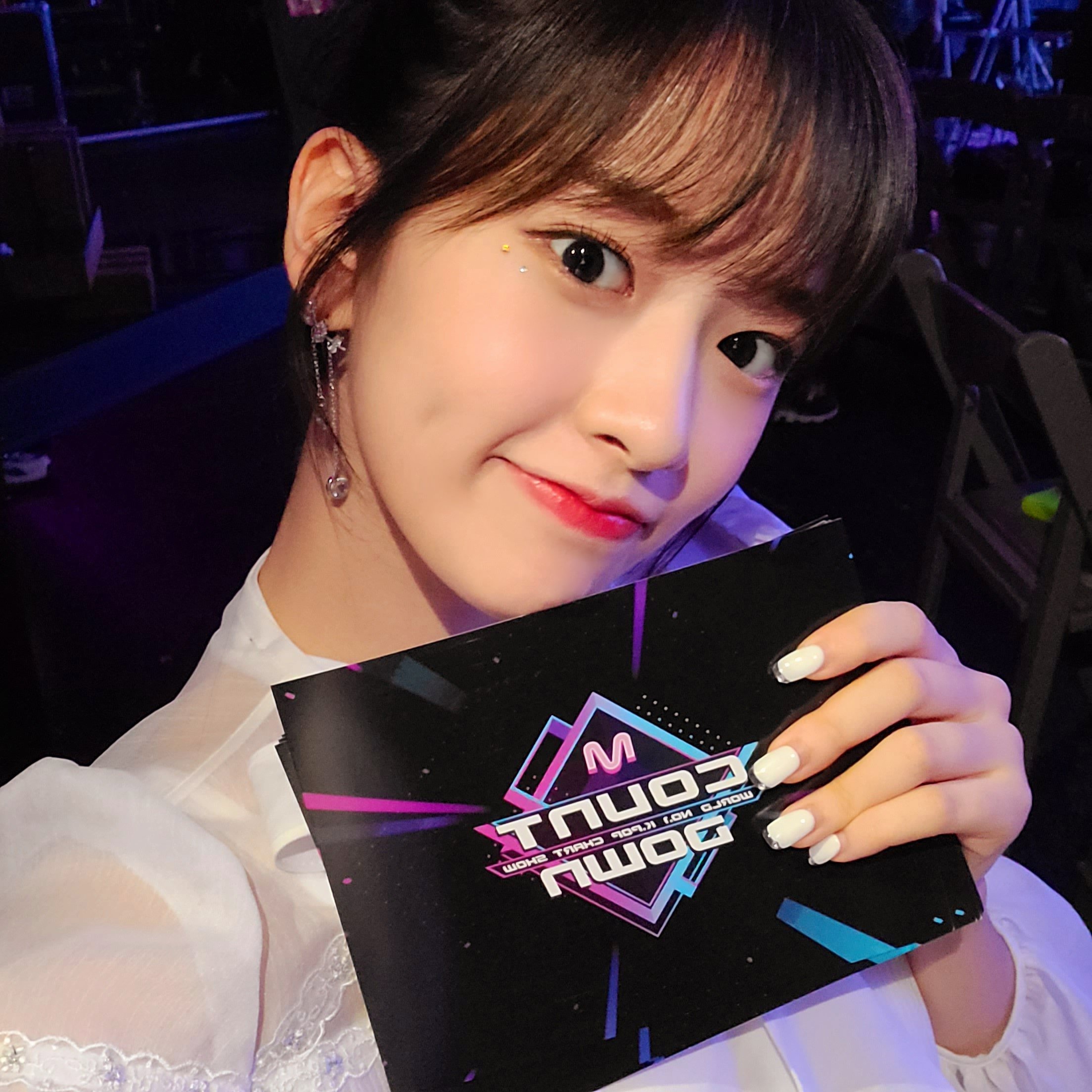 (日常系列84)20200702 iz*one官方上传的矮丸们日常相关照片