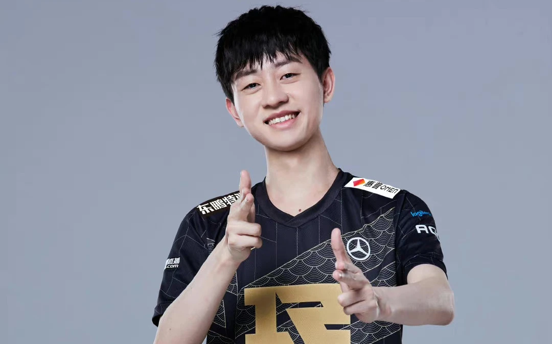 网友锐评Ming重回RNG：年年转会期TES Ming，一打比赛又是RNG Ming - 哔哩哔哩