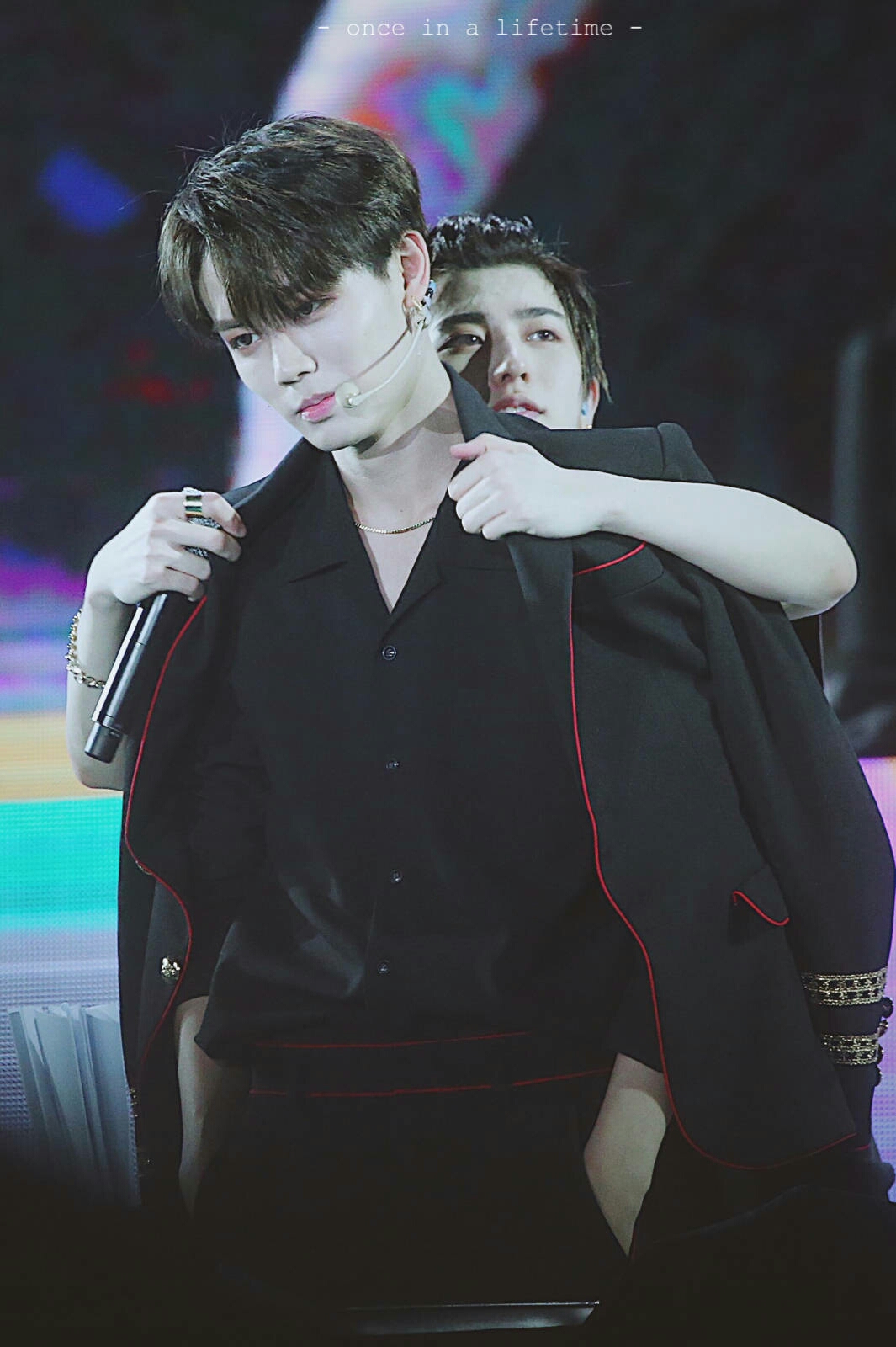 不许抱它你只能抱我（林彦俊）