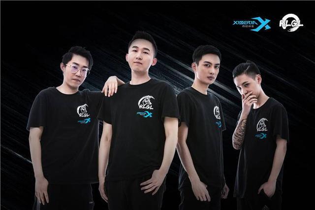 OW加拿大小哥颜值太犯规!对比国内电竞圈颜