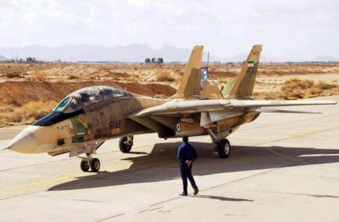 伊朗加速翻修旧战机,欲对美航母发起打击,最终能成功吗?